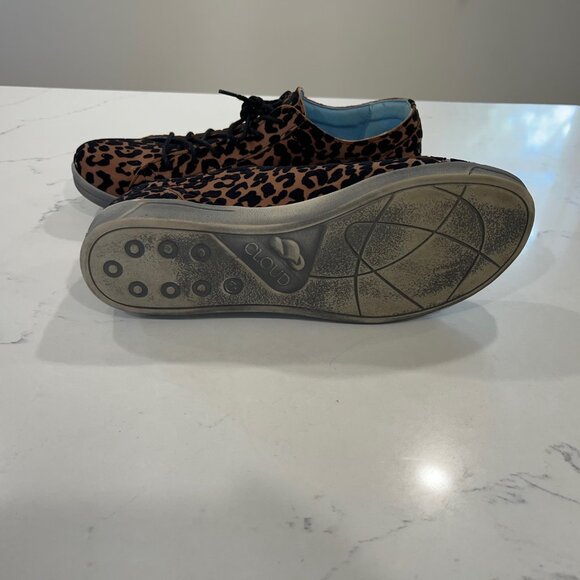 Cloud Footwear Women's Aika Fashion Sneaker Leopard print Size 41/10 US - Picture 8 of 10
